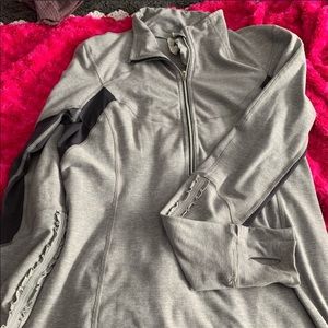 Lululemon 1/4 zip run Pullover